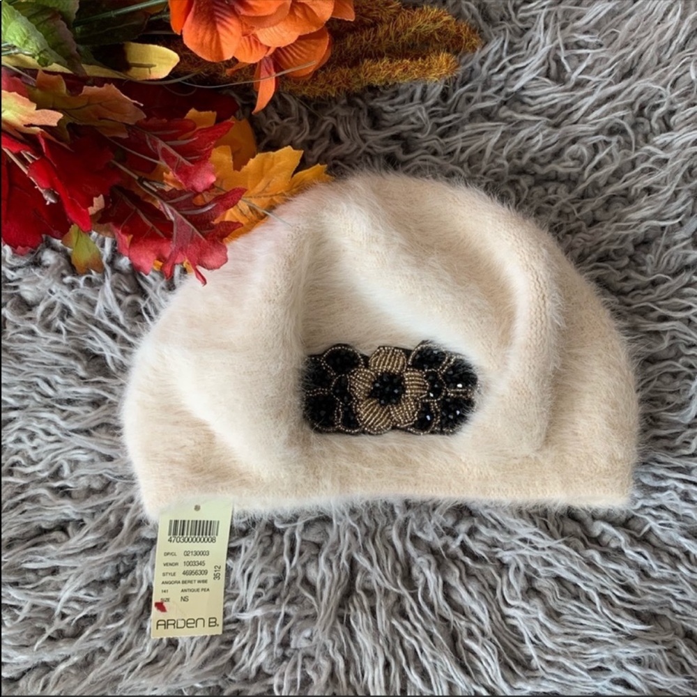Arden B. French Style Angora Beret Hat (one size)